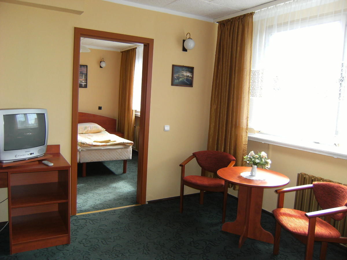 Отель Hotel Lech Гнезно-45
